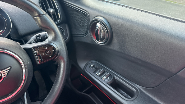 MINI Countryman 1.5 Cooper Classic 5dr Petrol Hatchback